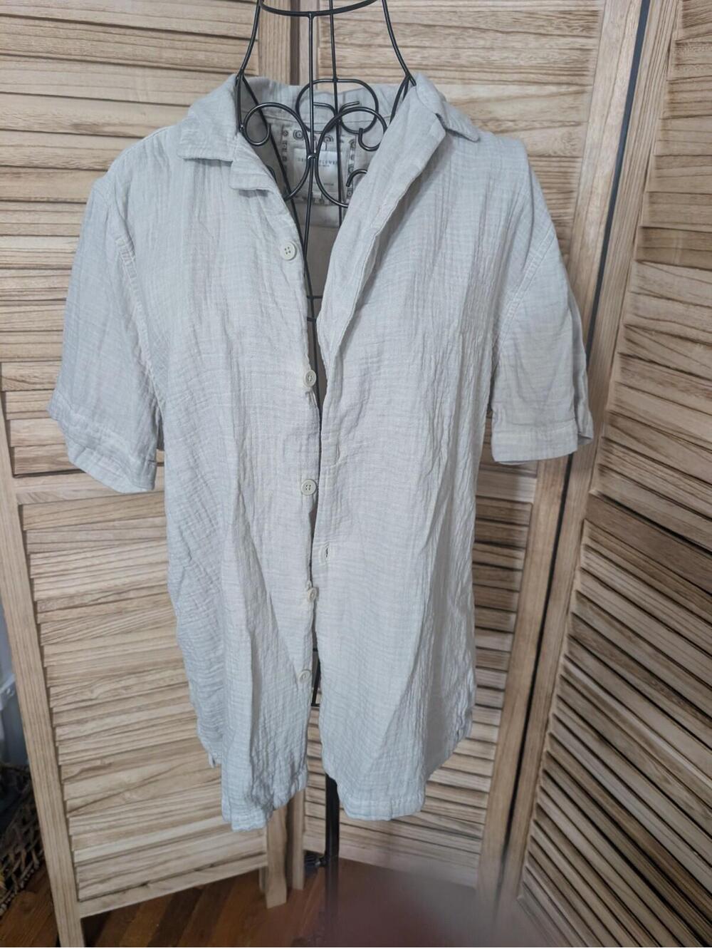 Denim Flower Ricky Singh Men’s Short Sleeve Button Up Large Cream